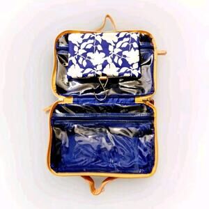 TENDER LOVE + CARRY Blue/White/Peach Makeup-Organizer-Travel-Carry-Hang- 11×8×4